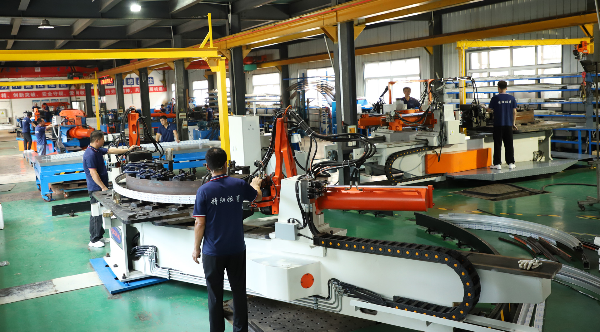 聯系北京盛達偉業型材拉彎廠